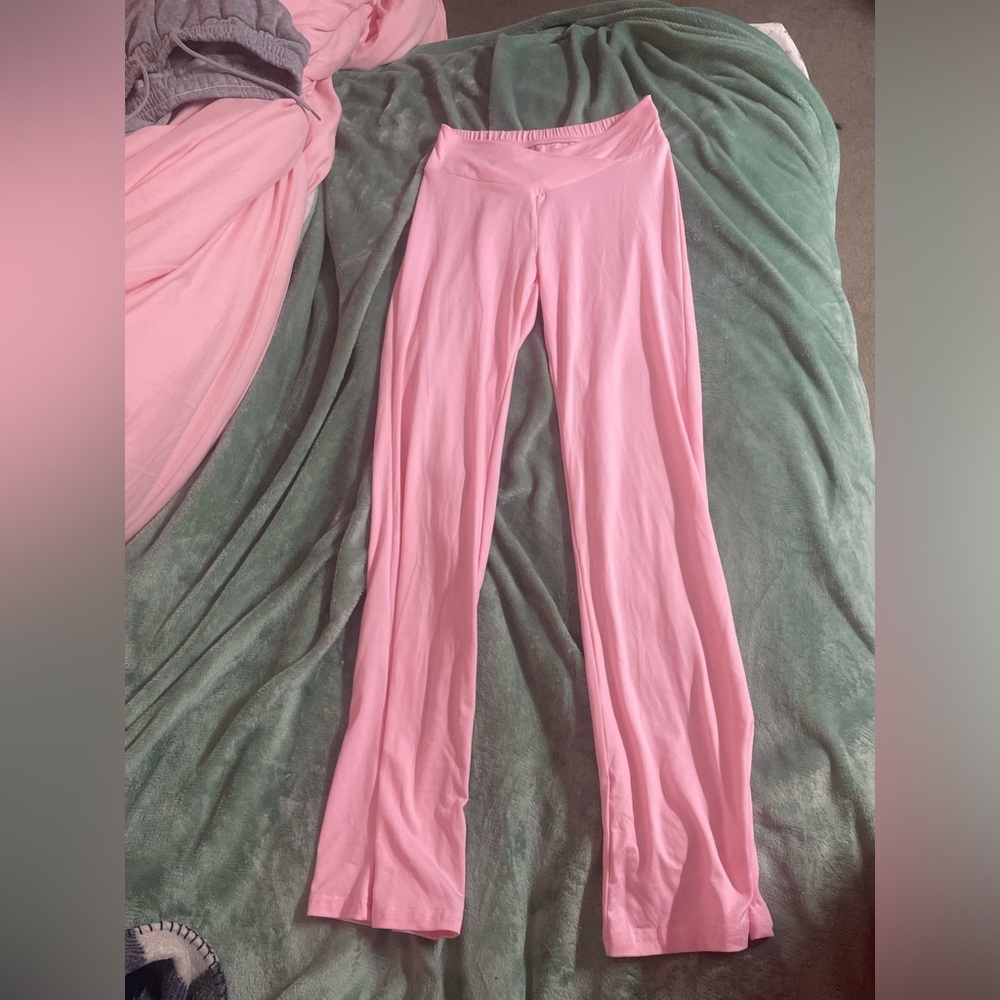 Pink Flare Leggings (NWOT)